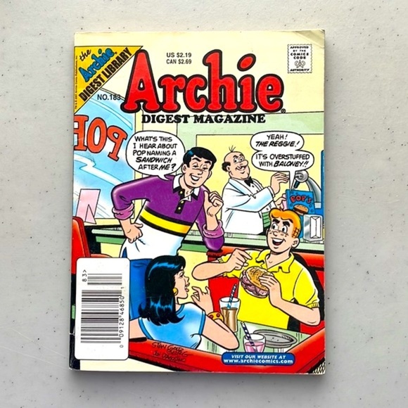 Assorted Archie Digest Comics x5 - Picture 10 of 13